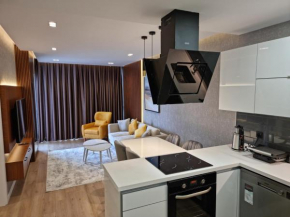 25% OFF Prestigious 5-Stars, Pool, Sauna, Fitness